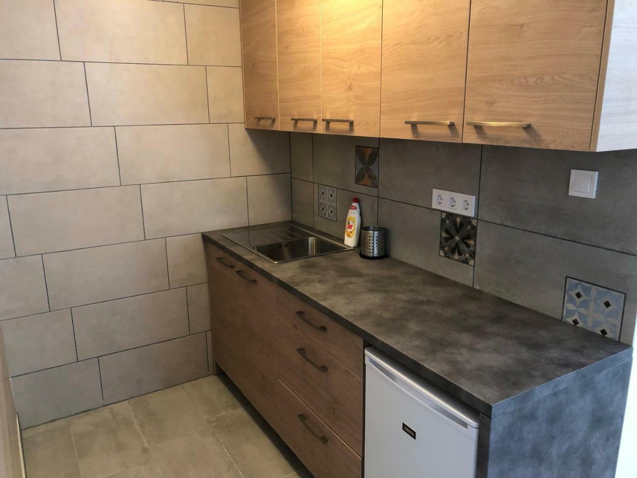 Juno Apartman Vendégház Miskolc Exterior foto