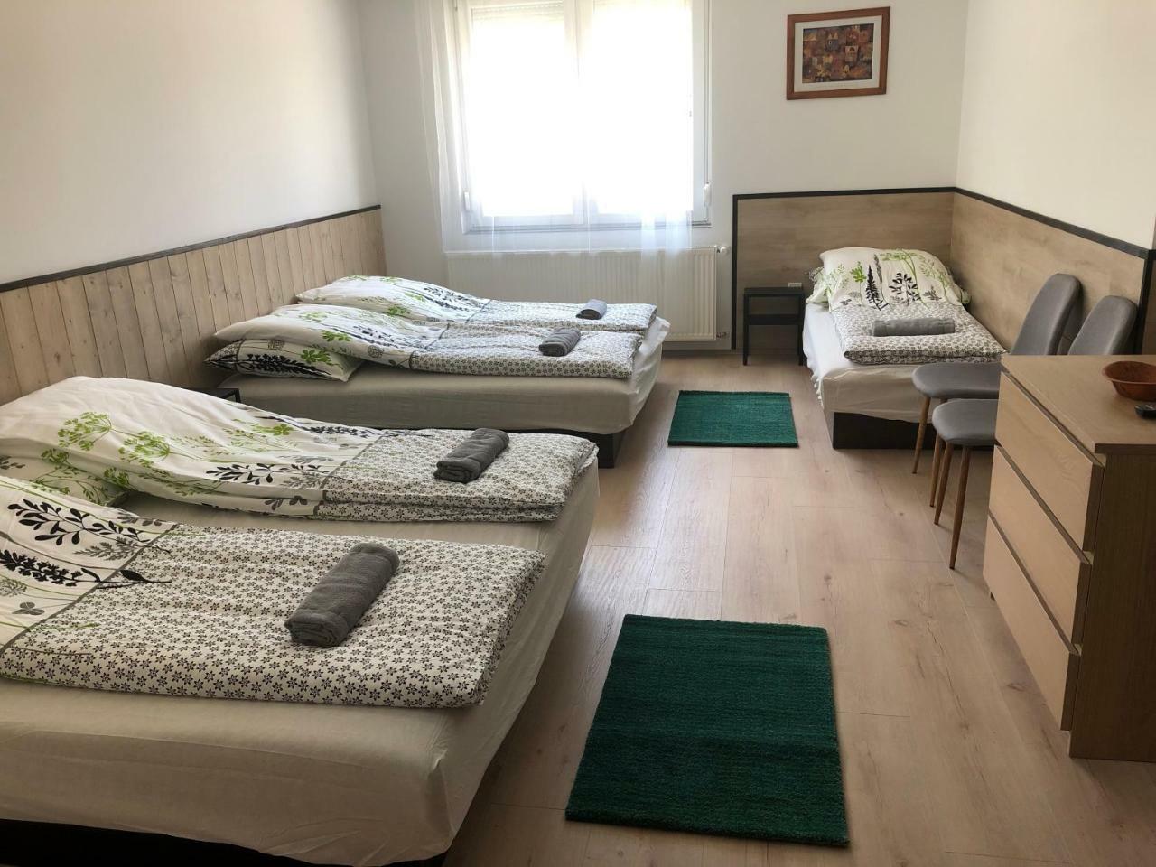 Juno Apartman Vendégház Miskolc Exterior foto